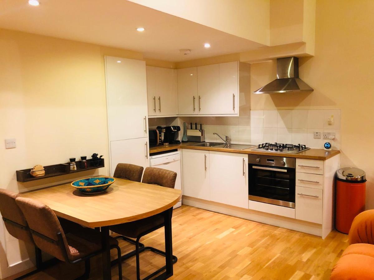 2 Bed 2 Bath With Private Parking Daire Edinburgh Dış mekan fotoğraf
