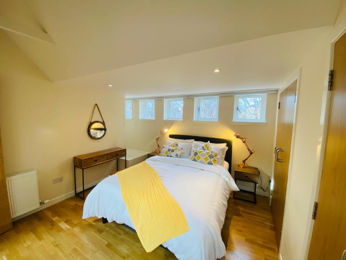 2 Bed 2 Bath With Private Parking Daire Edinburgh Dış mekan fotoğraf