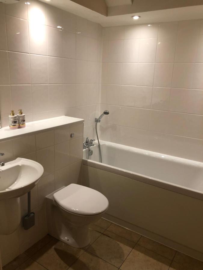 2 Bed 2 Bath With Private Parking Daire Edinburgh Dış mekan fotoğraf