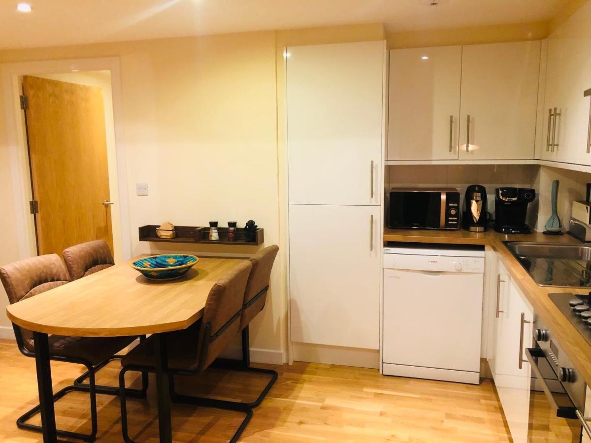 2 Bed 2 Bath With Private Parking Daire Edinburgh Dış mekan fotoğraf