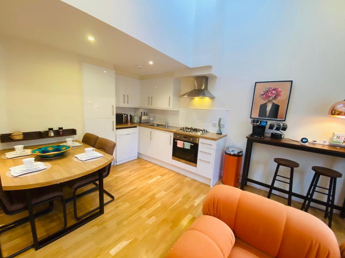 2 Bed 2 Bath With Private Parking Daire Edinburgh Dış mekan fotoğraf